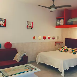 https://oasi-macarena.es-andalucia.com